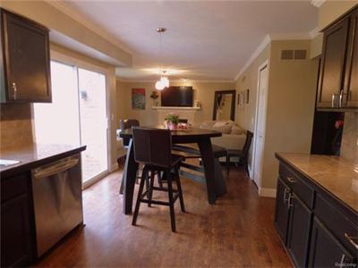 1081 St Andrews