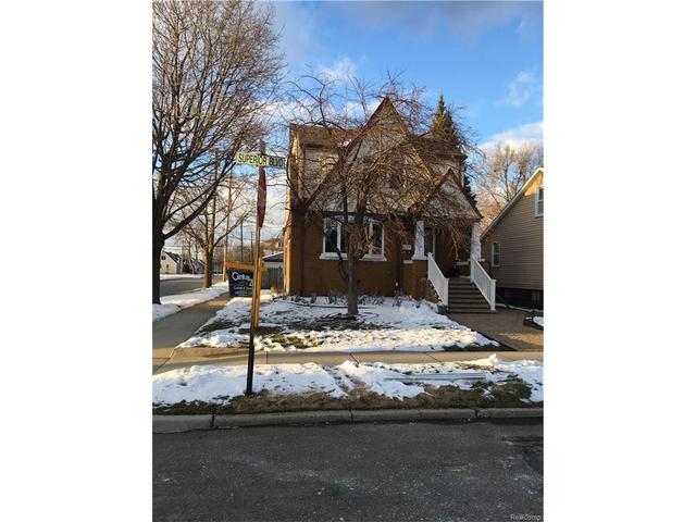 896 Superior Blvd
