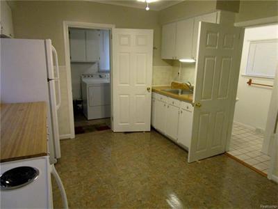 421 Poplar