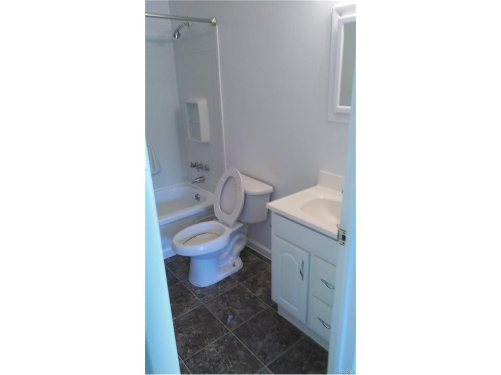18181 Winwood Ct