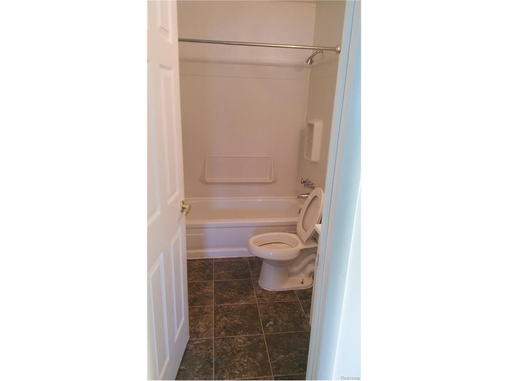 18181 Winwood Ct
