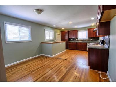 14730 Balsam Southgate, MI 48195