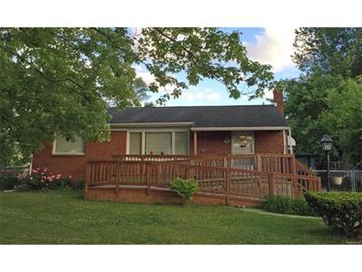 For Sale: 1310 Parkwood Ypsilanti, MI 48198