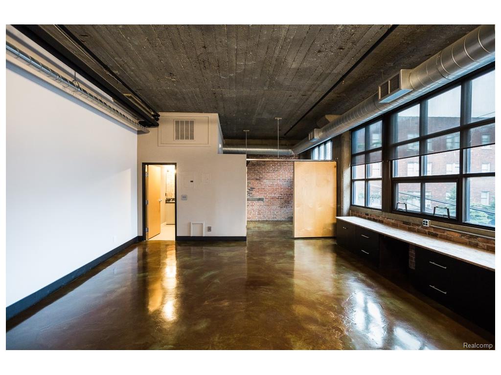 460 W Canfield St #208