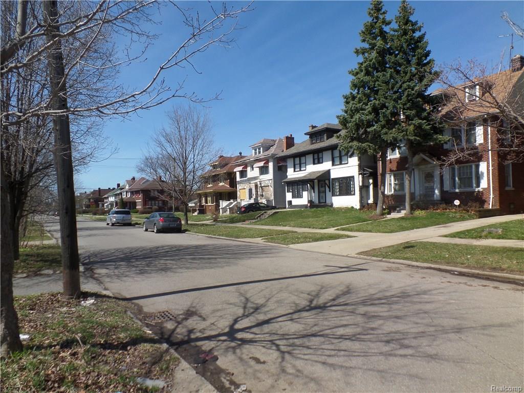 5066 Hillsboro