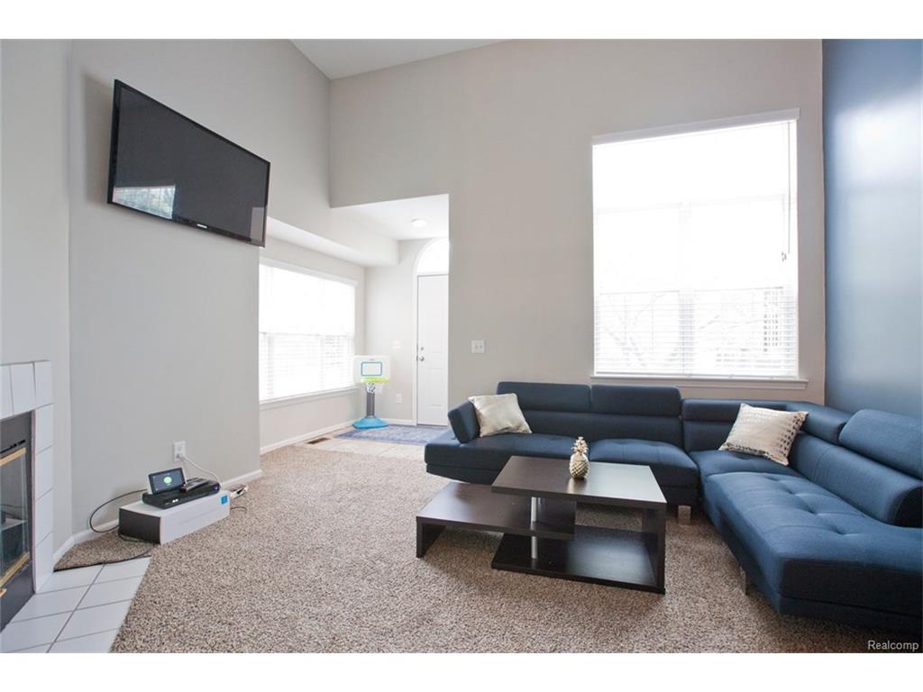 1300 E Lafayette #306
