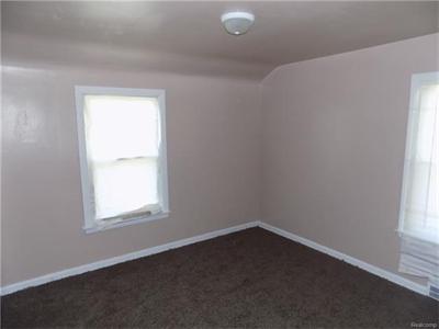 For Sale: 18708 Shaftsbury Ave Detroit, MI 48219