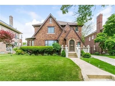 17126 Fairfield Detroit, MI 48221