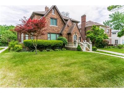 17126 Fairfield Detroit, MI 48221