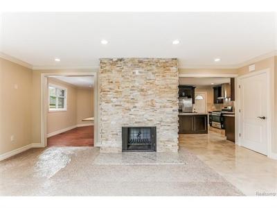 17126 Fairfield Detroit, MI 48221