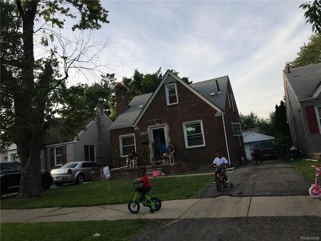 20469 Kenosha St