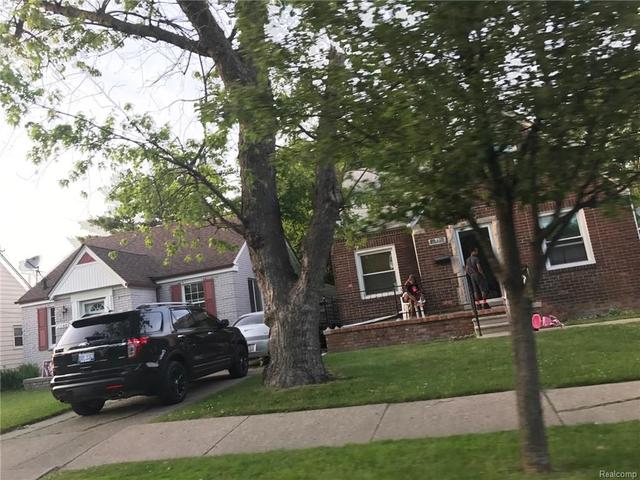 20469 Kenosha St