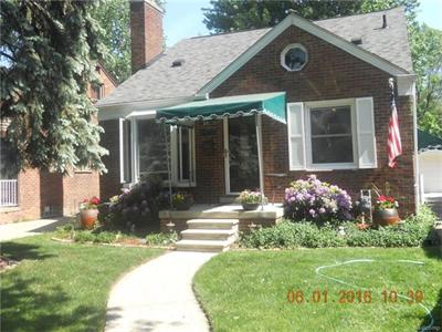 For Sale: 20911 Lennon Harper Woods, MI 48225