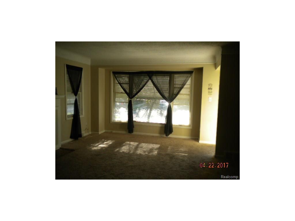 15420 Rutherford