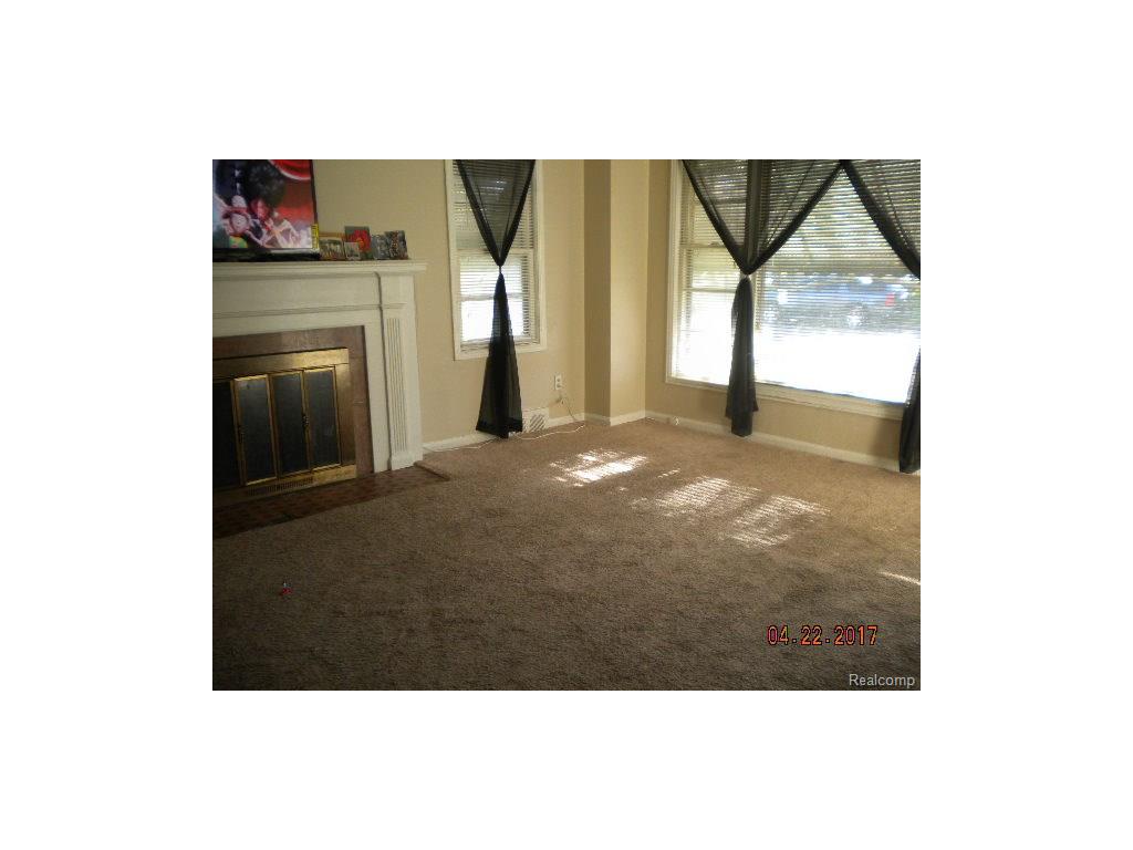 15420 Rutherford