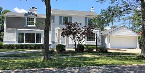 731 N Oxford Rd