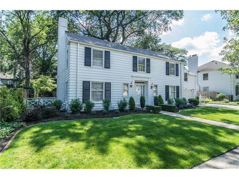 731 N Oxford Rd
