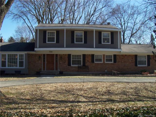 2136 Rhine Rd