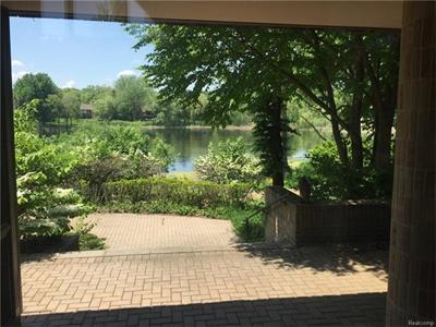 For Sale: 4728 Littlegate Bloomfield Hills, MI 48302