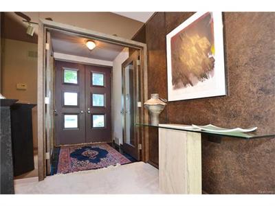 For Sale: 835 Harsdale Bloomfield Hills, MI 48302