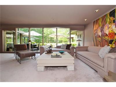 For Sale: 835 Harsdale Bloomfield Hills, MI 48302