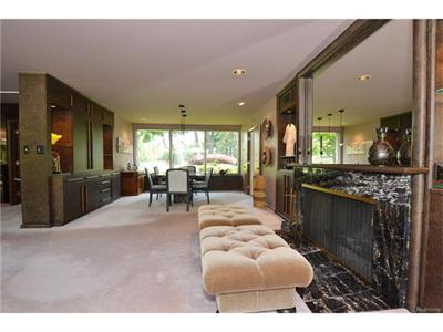 For Sale: 835 Harsdale Bloomfield Hills, MI 48302