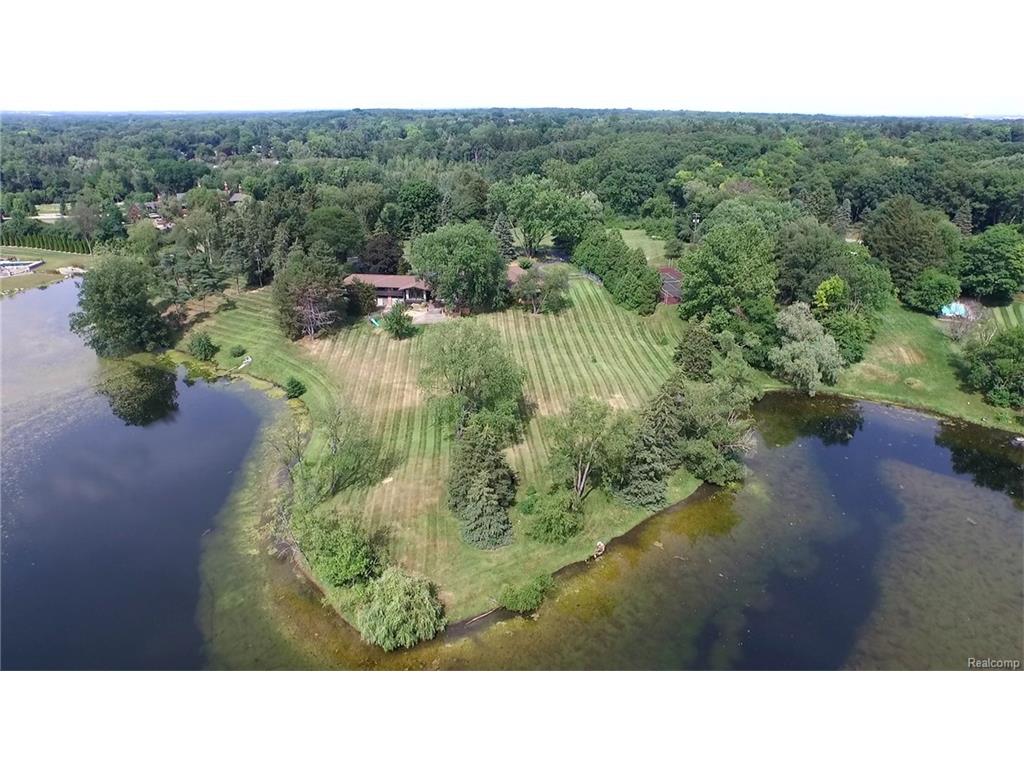 49684 Goulette Pointe Dr