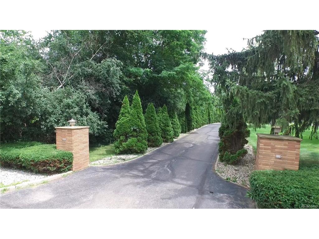 49684 Goulette Pointe Dr