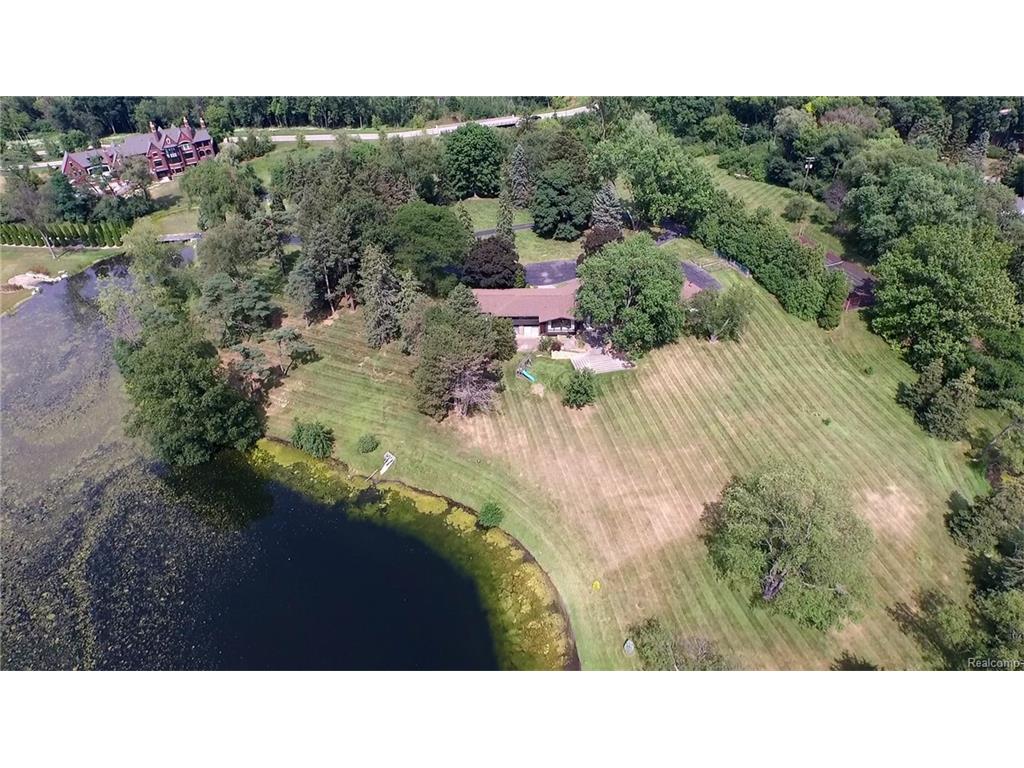 49684 Goulette Pointe Dr