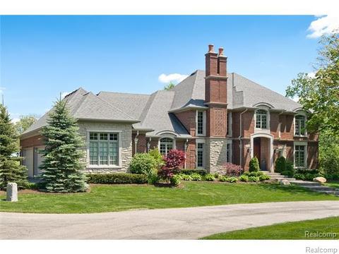 975 Sunningdale