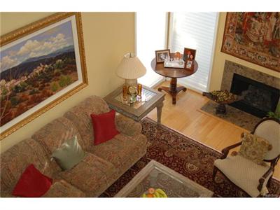 For Sale: 692 Brockmoor Bloomfield Hills, MI 48304