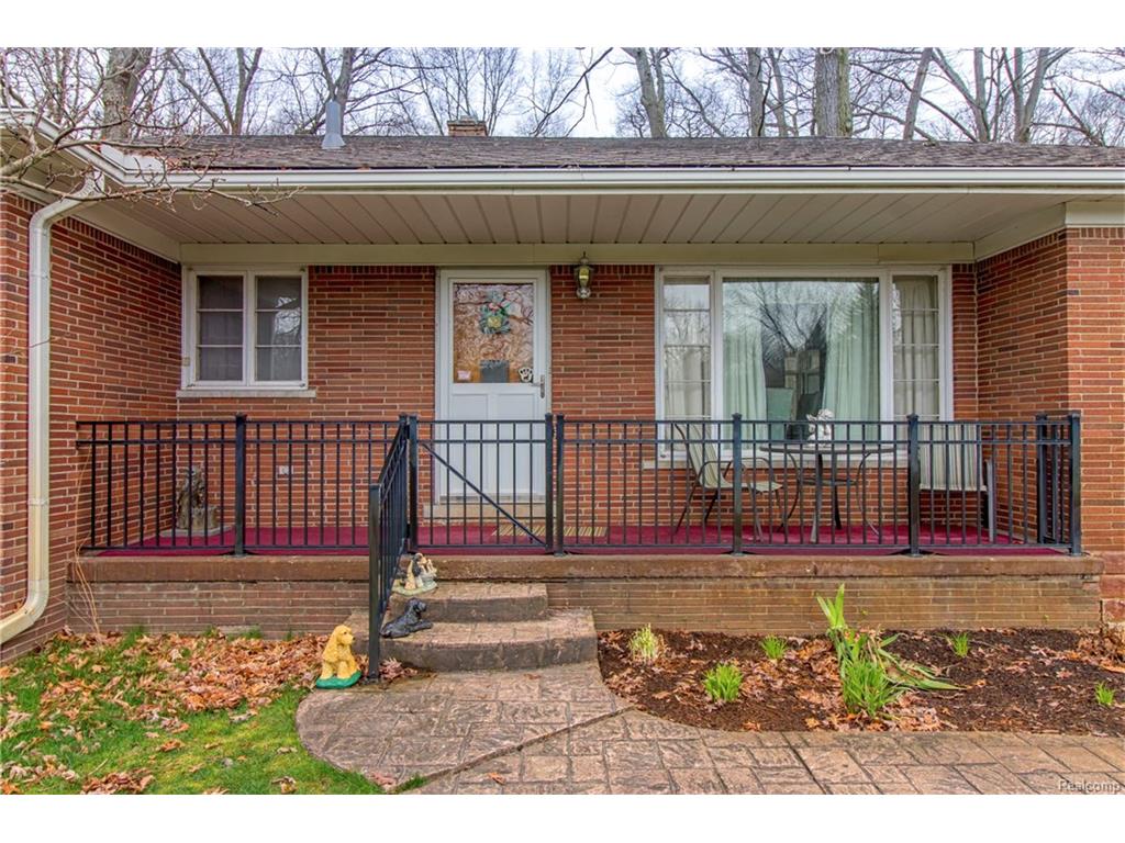 230 Winry Dr