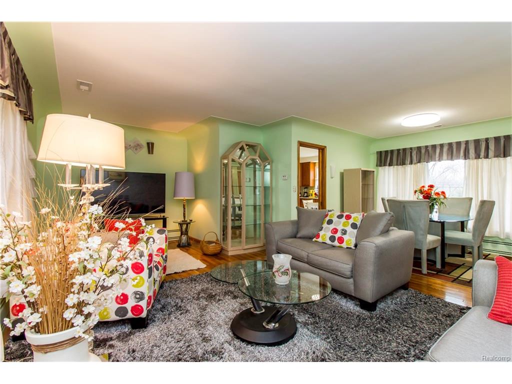230 Winry Dr