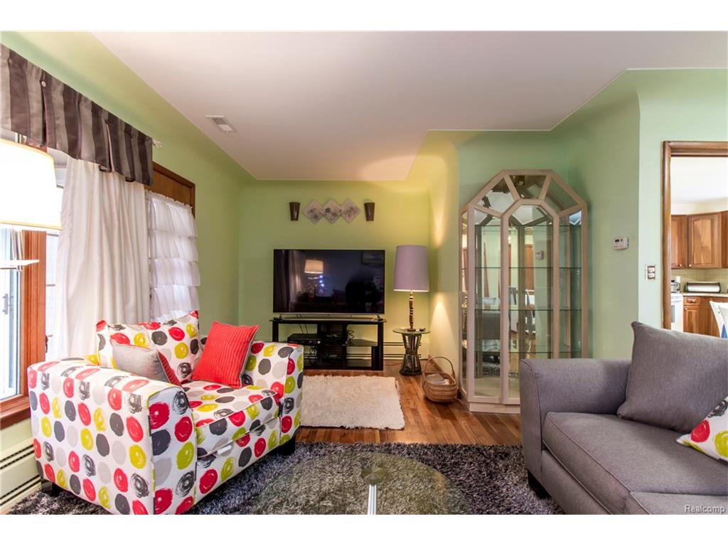 230 Winry Dr