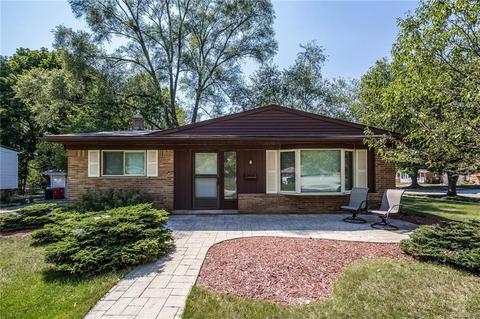 978 Golfview Ct
