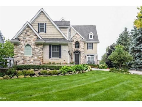 850 Lake Angelus Shrs