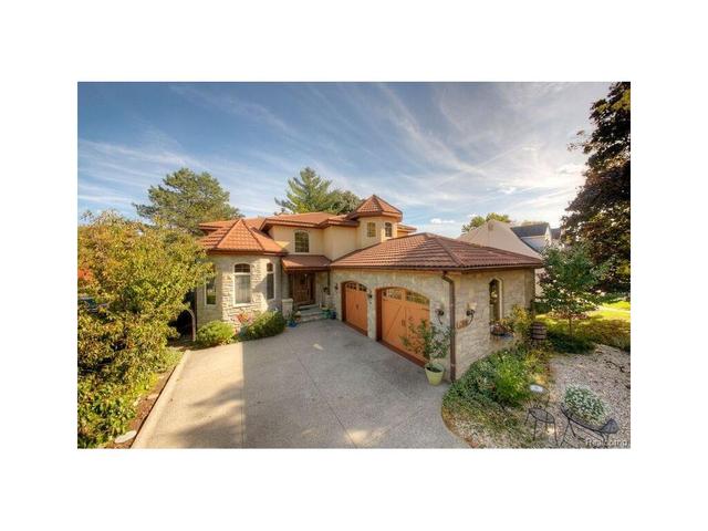 5350 Brewster Rd