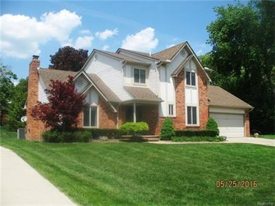 For Sale: 226 Slade Crse Rochester, MI 48307