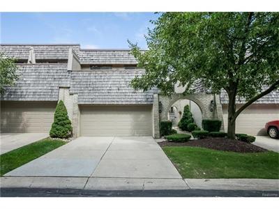 1265 Oakwood Crse