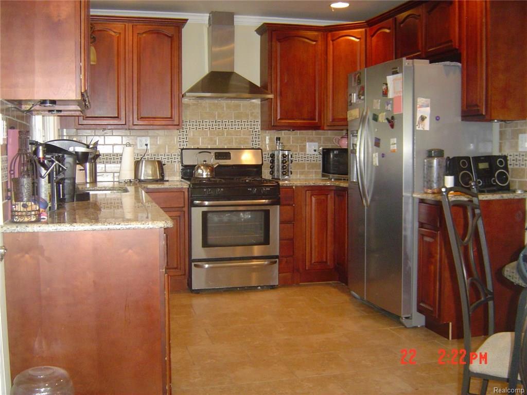 1341 Catalpa Dr