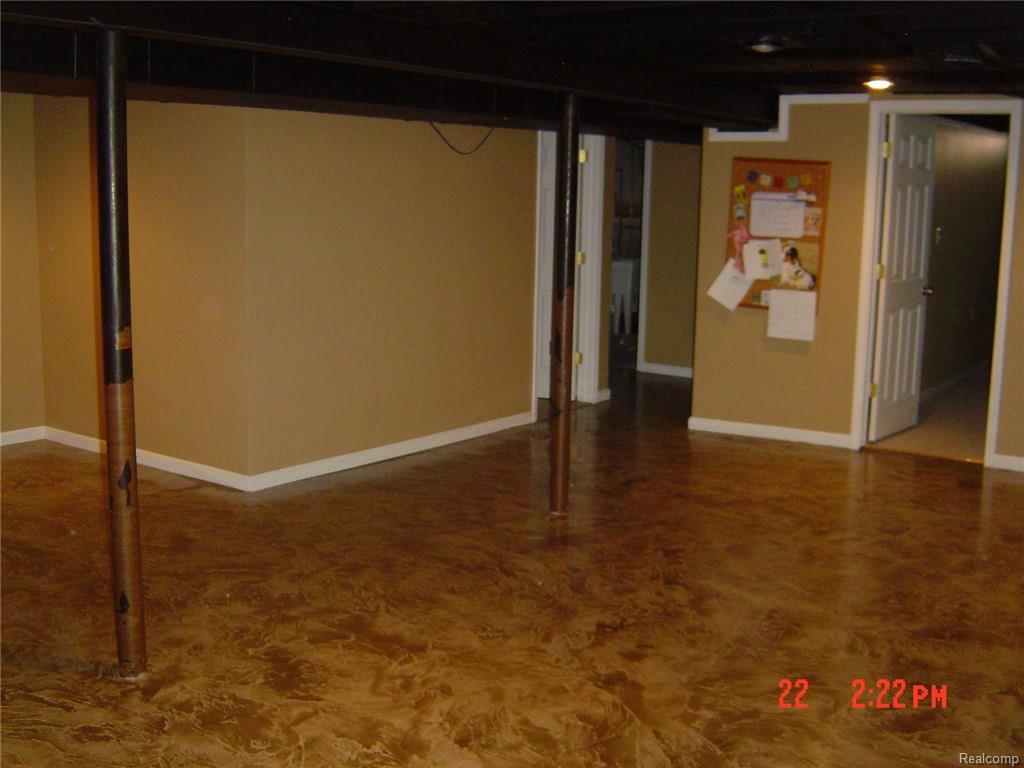1341 Catalpa Dr