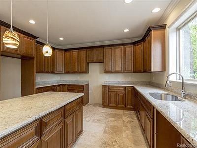 For Sale: 2143 Cattail Cir Rochester, MI 48309