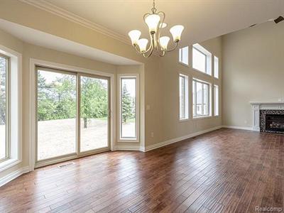 For Sale: 2143 Cattail Cir Rochester, MI 48309