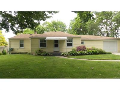 For Sale: 5636 Noll Sterling Heights, MI 48310