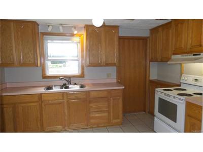 For Sale: 5636 Noll Sterling Heights, MI 48310