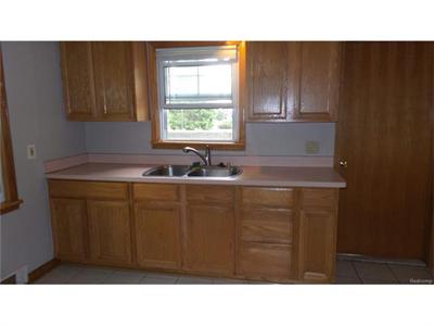 For Sale: 5636 Noll Sterling Heights, MI 48310