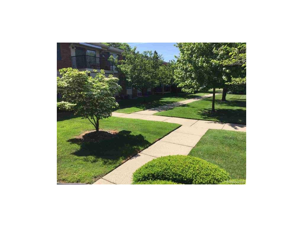 For Sold: 12041 Ina Dr Sterling Heights, MI 48312
