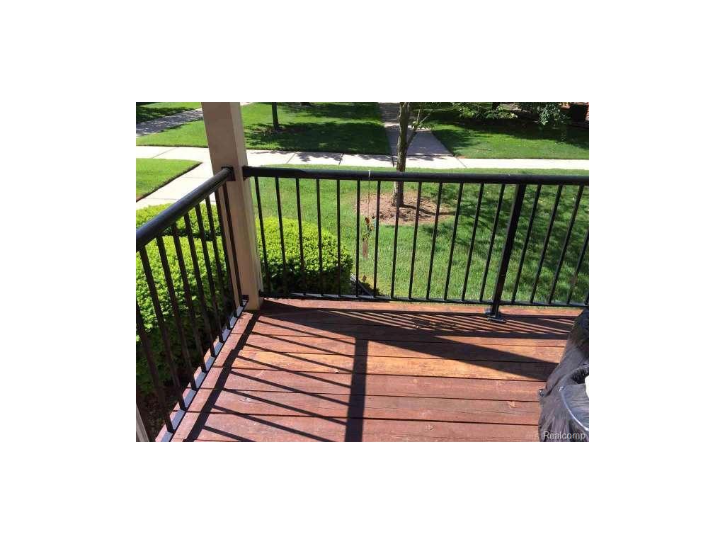 For Sold: 12041 Ina Dr Sterling Heights, MI 48312