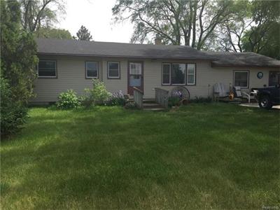 For Sale: 2592 Barclay Utica, MI 48317