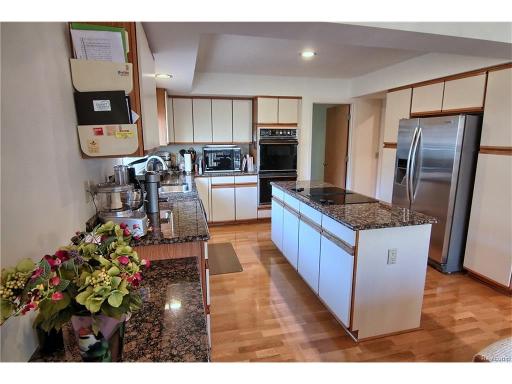 6281 Gatewood